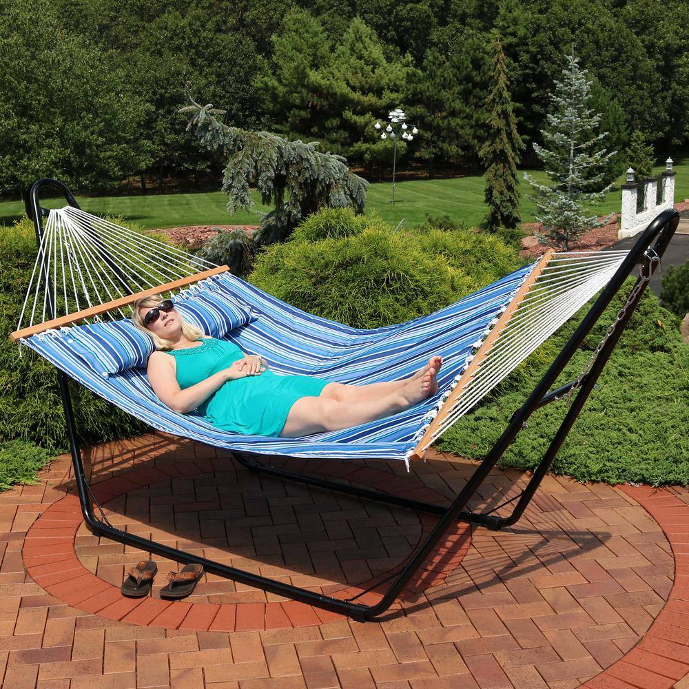 Blue Quilted Polyester 2-Person Spreader Bar Hammock with Pillow