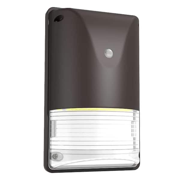 ETI LIGHTING 100-Watt Equivalent SWPK Integrated LED Bronze Wall Pack Light Adjustable 1800-4050 Lumens and CCT