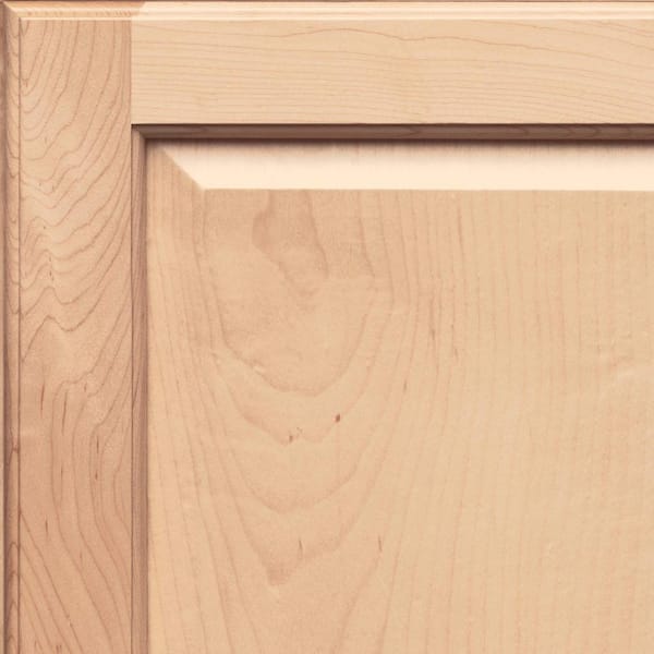 KraftMaid Fox Hill 7 5/16 in. W x 3/4 in. D x 7 5/16 in. H Quarter