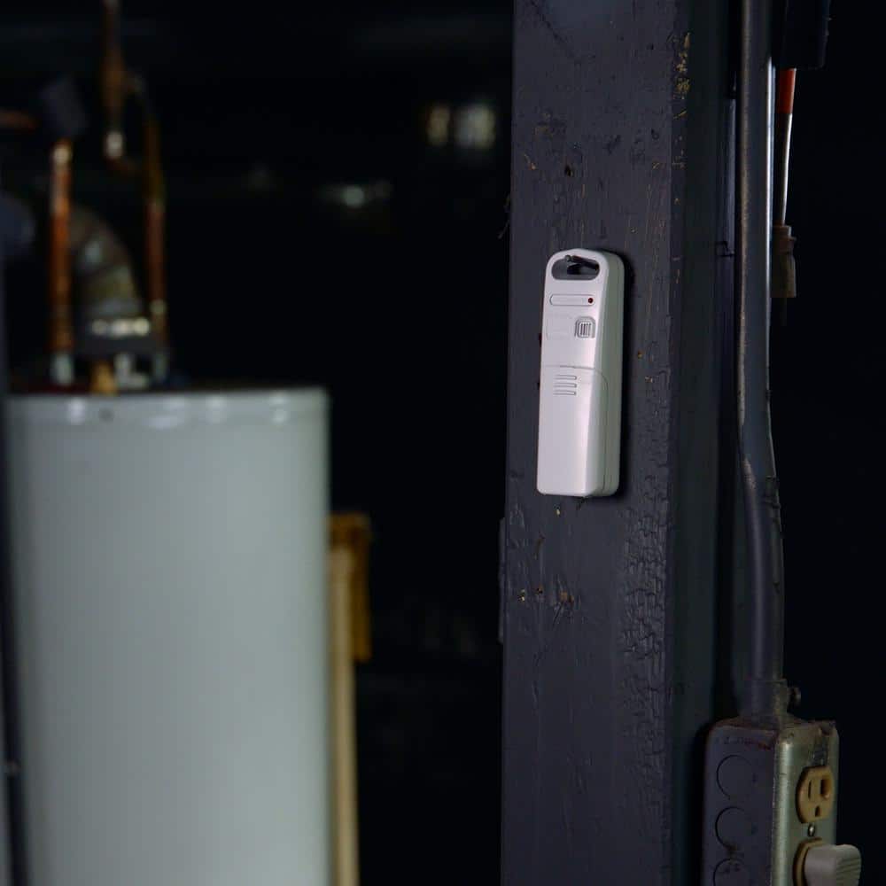 AcuRite Wireless Weather Station with Humidity Sensor and 3 Sensors