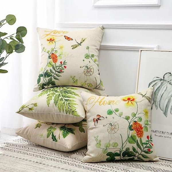 https://images.thdstatic.com/productImages/4660375b-75f2-42eb-91ed-b5c46d2fd147/svn/outdoor-throw-pillows-b09q36m45c-44_600.jpg