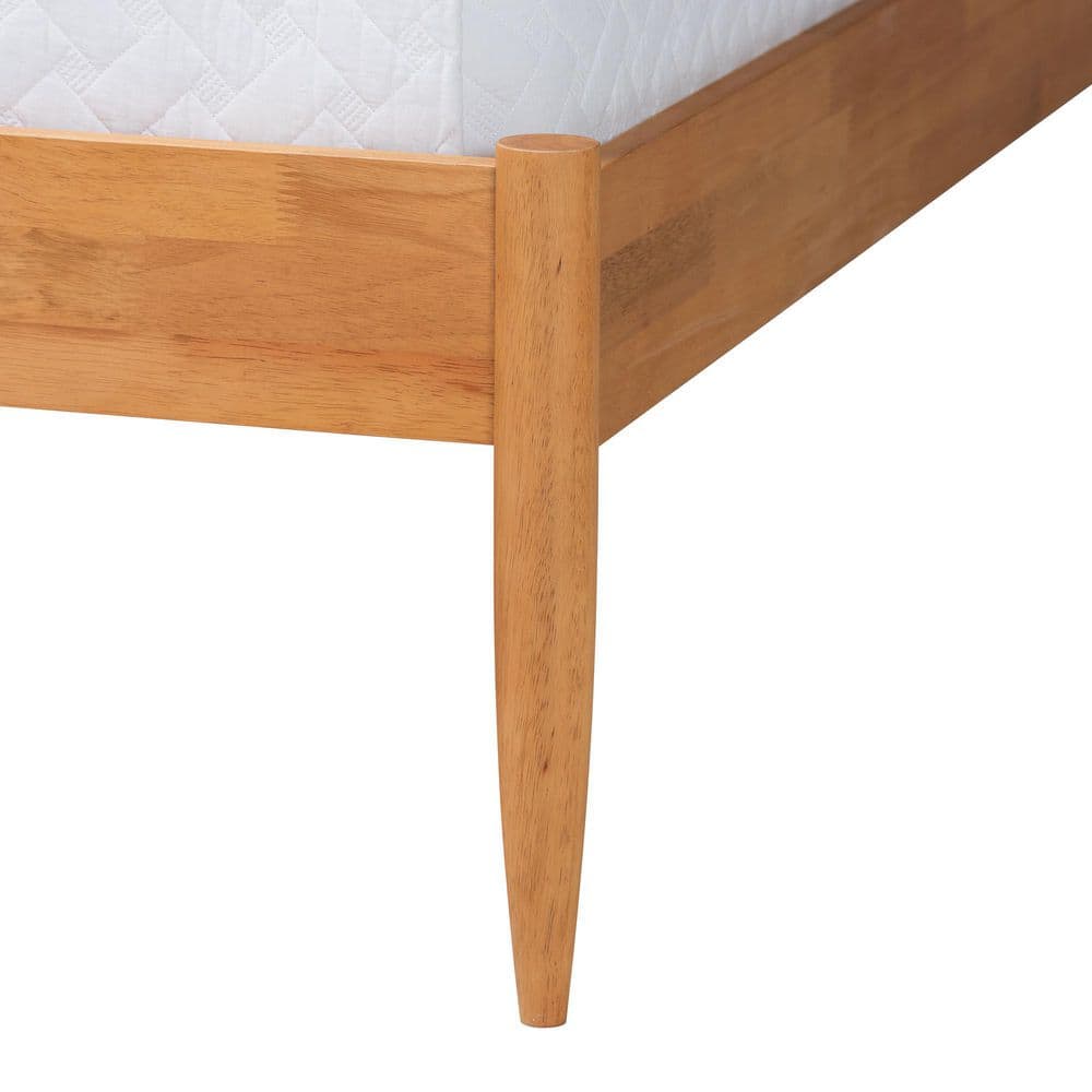 Wrenley Oak Brown Wood Frame Queen Platform Bed - thumbnail 5