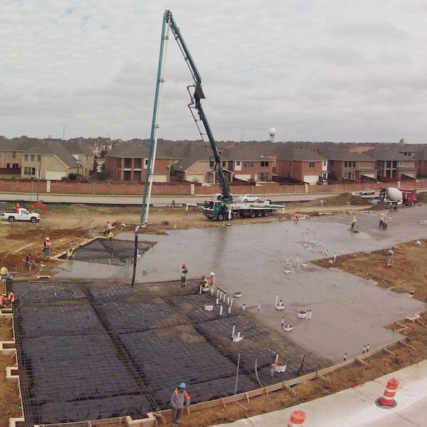 HDX - 10 ft. x 100 ft. Black 6 mil Plastic Sheeting