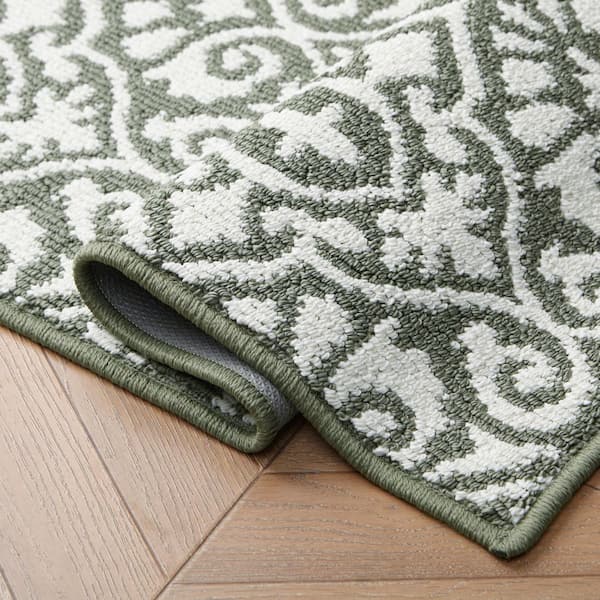 Feya 2-Tone Ivory/Sage 2 ft. x 5 ft. Persian Polypropylene 2-Piece Rug Set