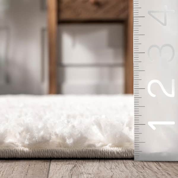 Akia Lattice High/Low Tassel Beige 4 ft. x 6 ft. Transitional Area Rug