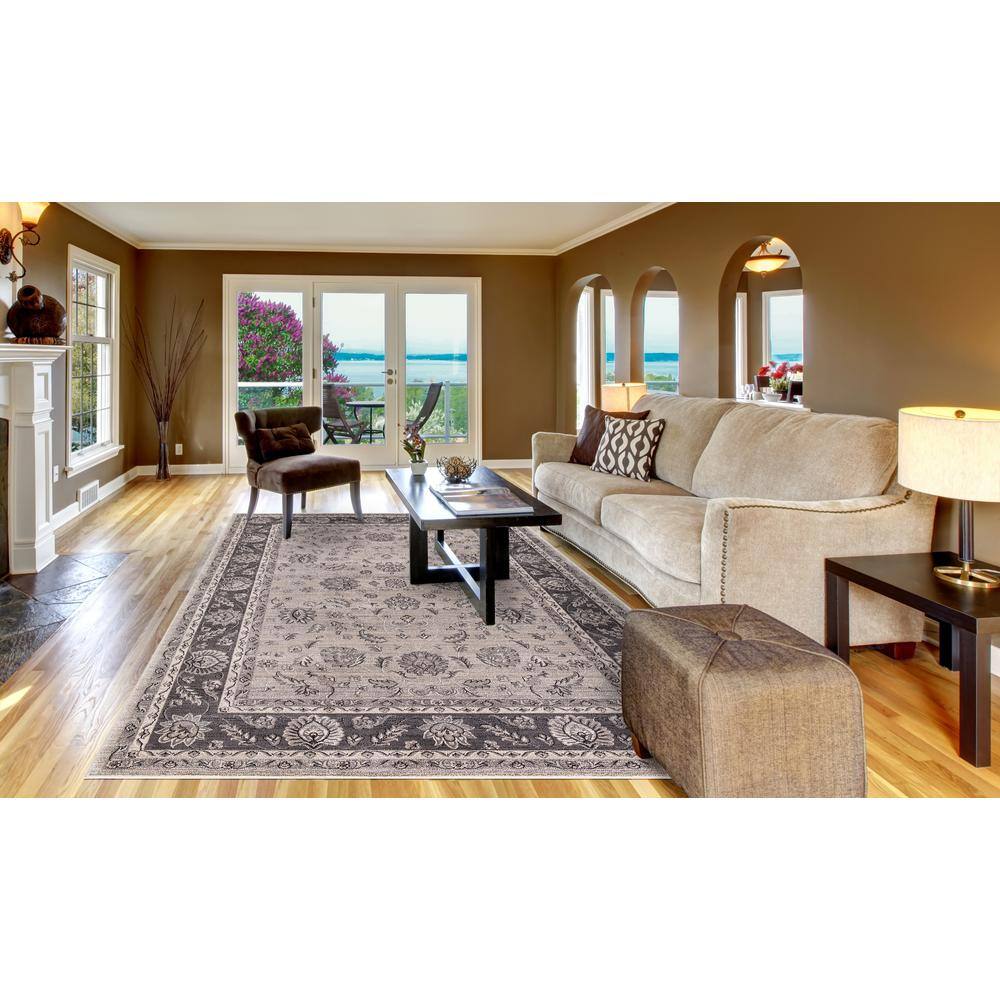 Ivory Elegance 3'3" x 4'7" Tufted Synthetic Area Rug
