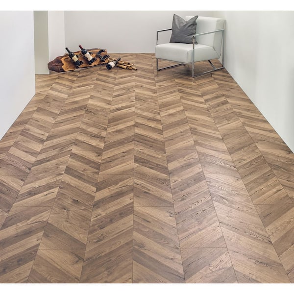 Krono Original Oak Fortress Rochesta 8mm T x 9.6 in. W Laminate Wood Flooring (29.06 sq. ft./case)