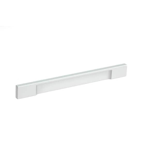 Richelieu Hardware Viareggio Collection 7 9/16 in. (192 mm) Aluminum Modern Cabinet Finger Pull