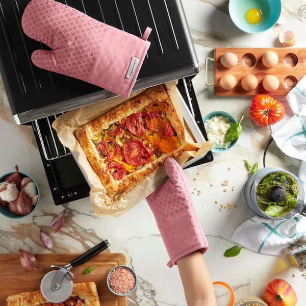 KitchenAid Asteroid Silicone Grip Rose Pink Oven Mitt Set (2-Pack