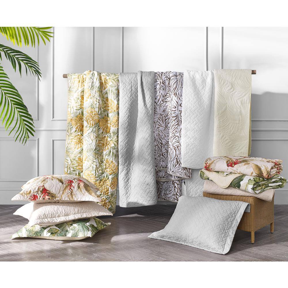 White and Green King Cotton Reversible Quilt Set