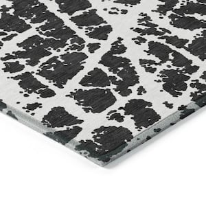 Chantille ACN501 Black 2 ft. 6 in. x 3 ft. 10 in. Machine Washable Indoor/Outdoor Geometric Area Rug