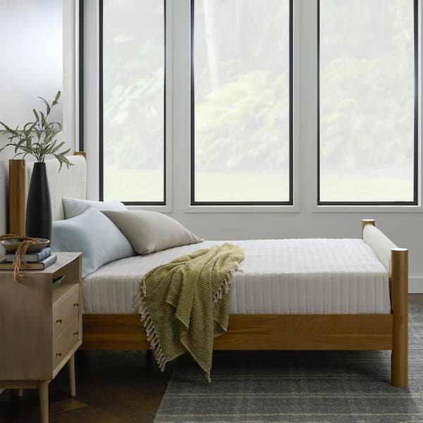 New Heights Tennison Ivory White Wood Frame King Platform