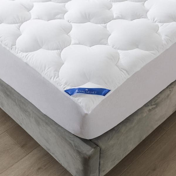 ROYAL VELVET European White Down Mattress Topper California King  P2022-0093-CK - The Home Depot