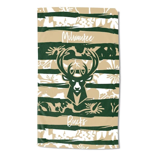 THE NORTHWEST GROUP NBA Bucks Cotton/Polyester Blend Graphic Multicolor Pocket Beach Towel