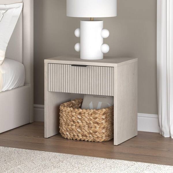 Kenslow Alder White 1 Drawer 23.63 in. W Nightstand