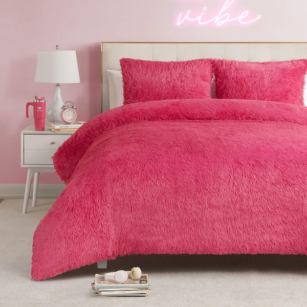 Shaggy 3-Piece Hot Pink Solid Microfiber Polyester Full/Queen Comforter Set