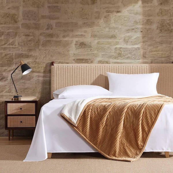 Mountain Valley 1-Piece Mocha Brown Ultra Soft Plush Fleece 50 in. x 70 in. Heated Throw Blanket