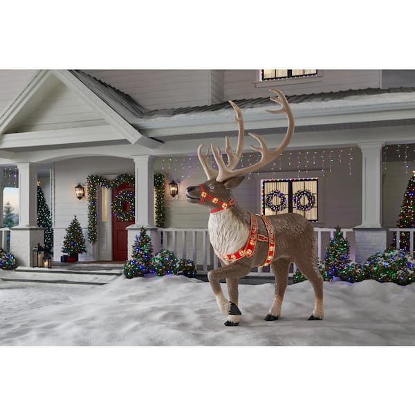 Large Holiday Decorations: Transform Your Space with Stunning Displays