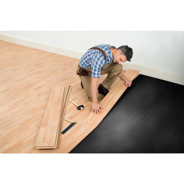QuietWalk Laminate and Hardwood Acoustical and Vapor Barrier 33.34-ft x  3-mm Premium Felt Flooring Underlayment (100-sq ft / (Roll) in the Flooring  Underlayment department at