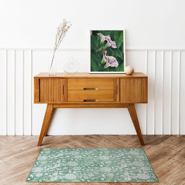 Kalini Green 3 ft. x 5 ft. Washable Accent Floral Area Rug