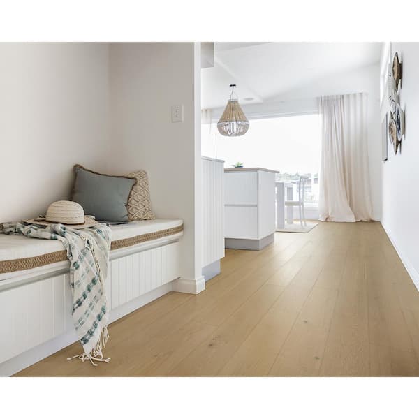 Island Home Seaglass Oak 0.5 in. T x 7.5 in. W Wirebrushed Engineered Hardwood Flooring (27.41 sq. ft./case)