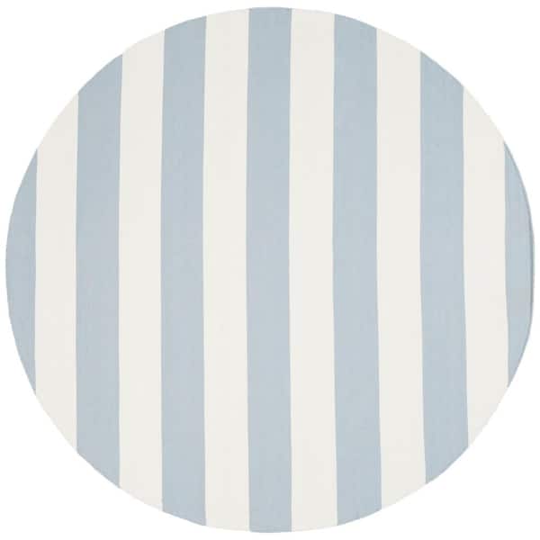SAFAVIEH Montauk Sky Blue/Ivory 6 ft. x 6 ft. Round Striped Area Rug