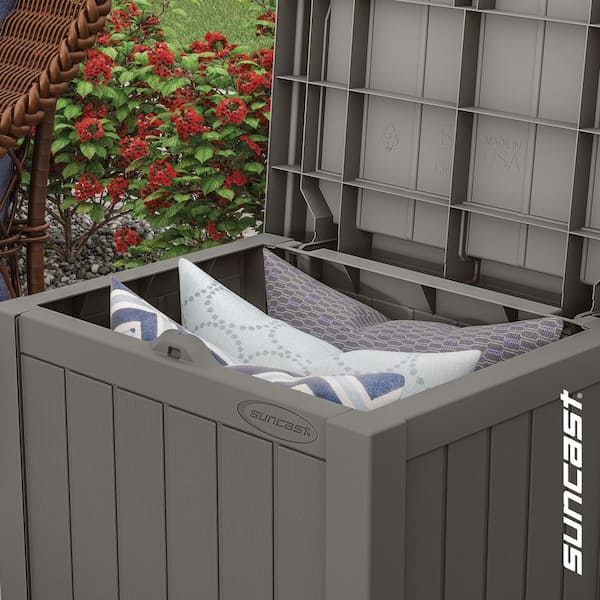 22 Gal. Deck Box with Seat