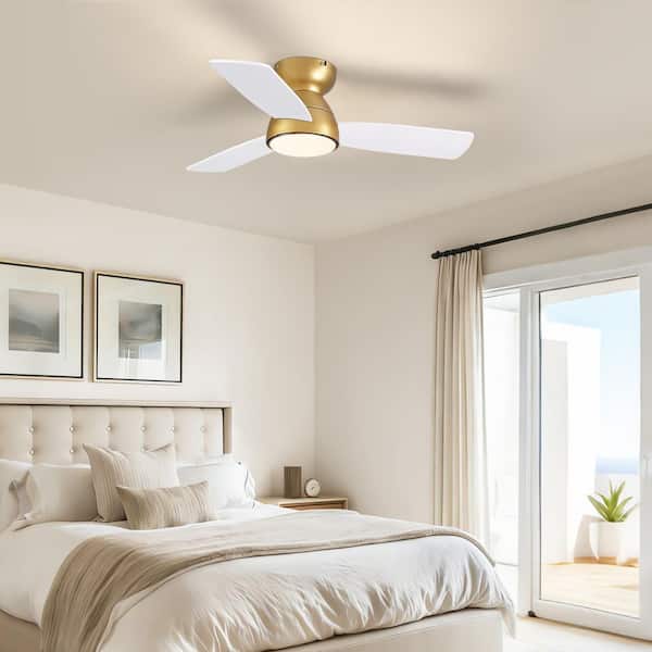32 in. Indoor Standard Flush Mount Gold and White Low Profile 3 Blades Ceiling Fans with Lights with Remote Included