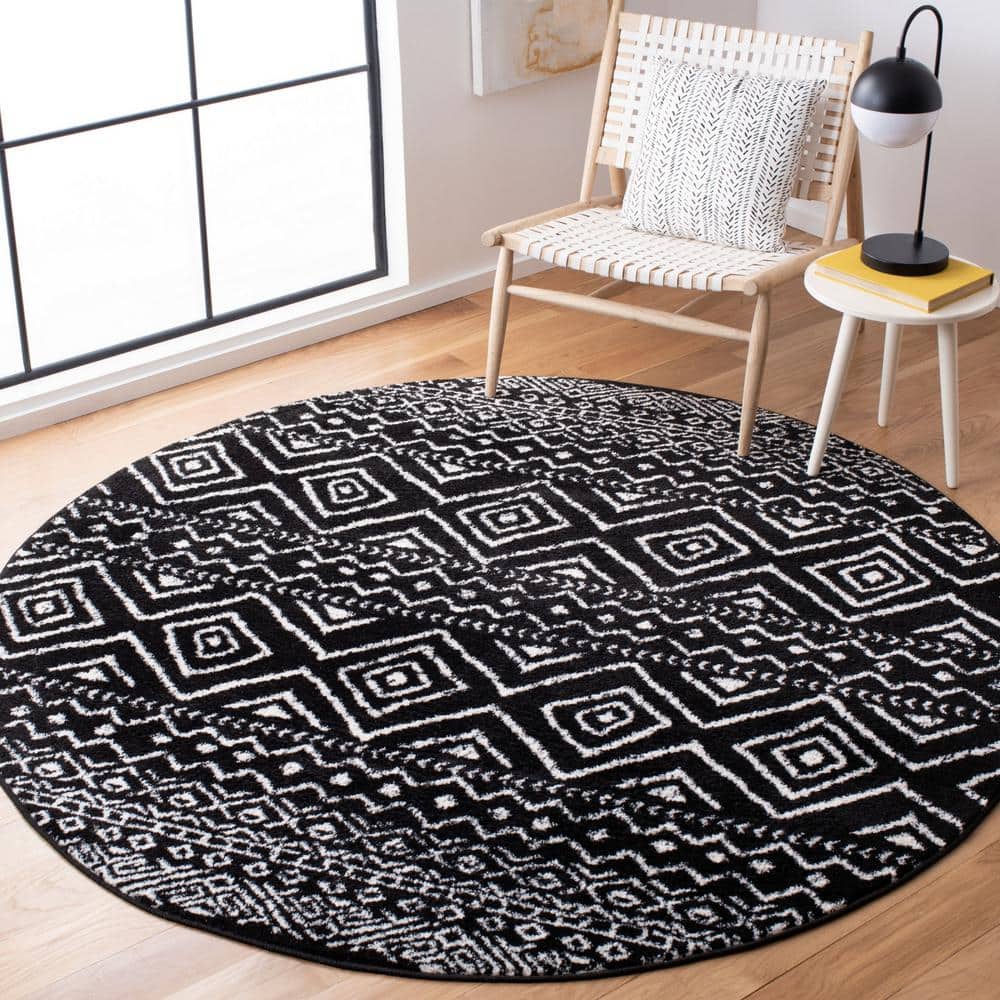 Tulum 5 ft. x 5 ft. Round Black/Ivory Striped Geometric Diamonds Area Rug price history on PriceWatchPro