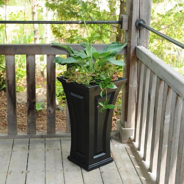 Mayne Cambridge 28 in. Tall Self-Watering Black Polyethylene