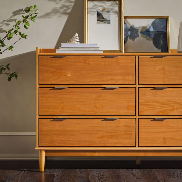 Lee Mid-Century Modern Wood Dresser 6-Drawer Wide Dresser / Caramel Lee Mid-Century Modern Wood Dresser 6-Drawer Wide Dresser / Caramel