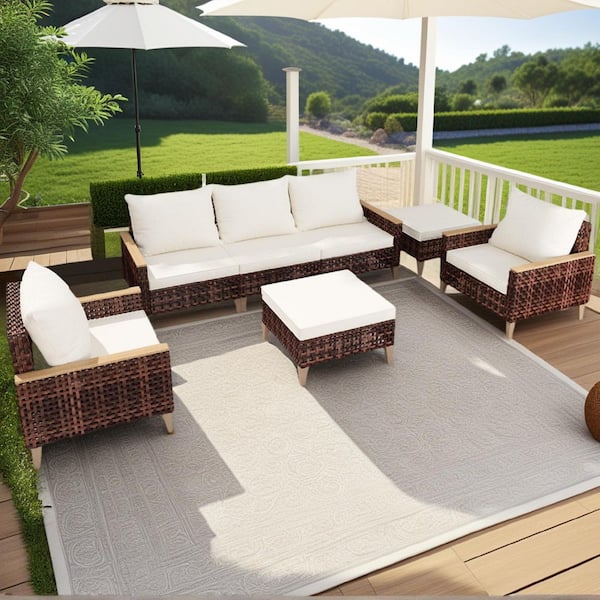 White High Footed Hollowed Out Rattan Terrace Furniture Set, Meta Outdoor Dining Chair with White Cushion