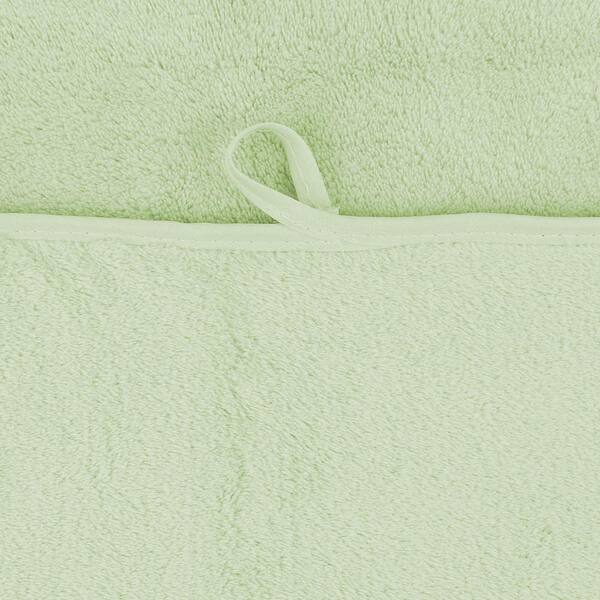 https://images.thdstatic.com/productImages/474d9d7a-f7fc-4cce-ab34-45edfbcee267/svn/green-jml-bath-towels-fleece-01-9-1f_600.jpg