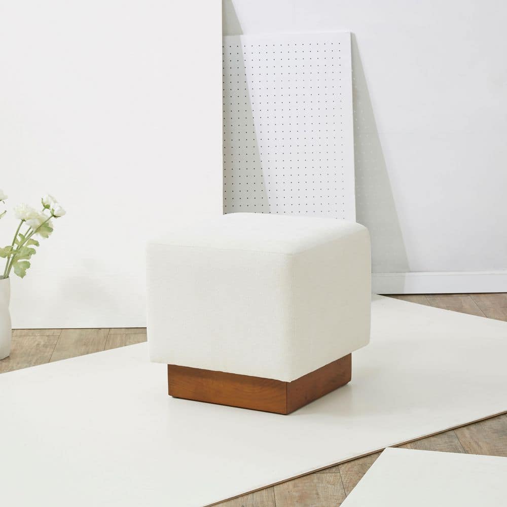 SAFAVIEH Natalya Ivory/Walnut Polyester Boucle Square Accent Small