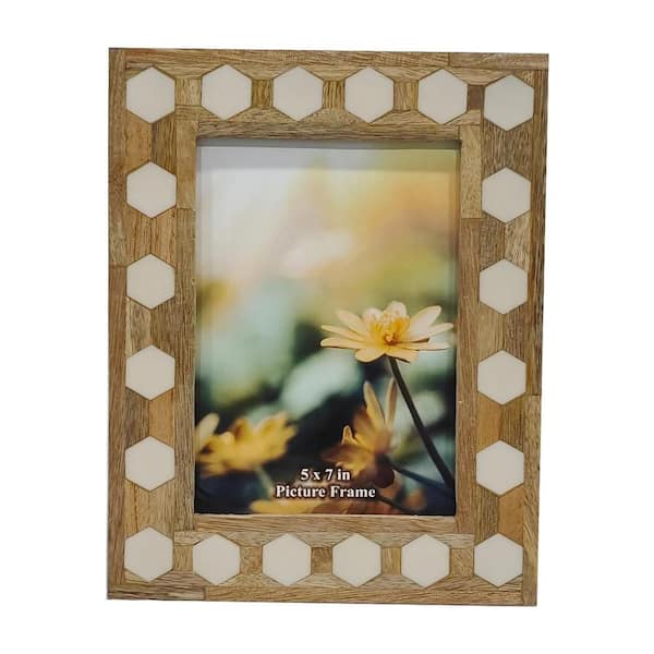Liv & Skye 5 in. x 7 in. White Wooden Hexagon Picture Frame with Resin Inlay and Glass Insert