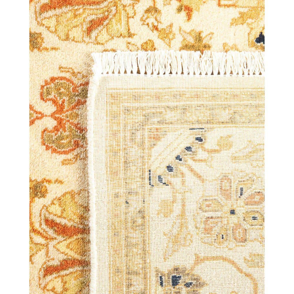 Ivory Hand-Knotted Wool Oriental 4' x 6' Rug