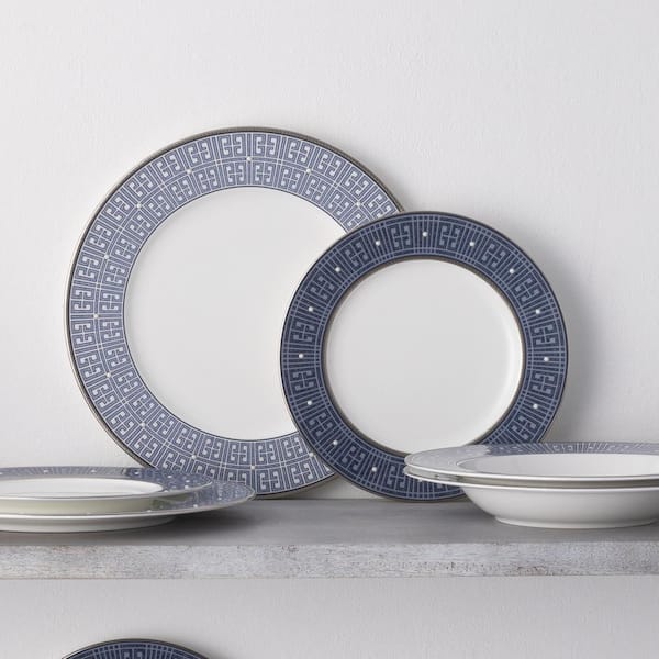 https://images.thdstatic.com/productImages/47695055-7644-4acf-ab47-c39930f9a532/svn/blue-noritake-bowls-4978-407d-fa_600.jpg