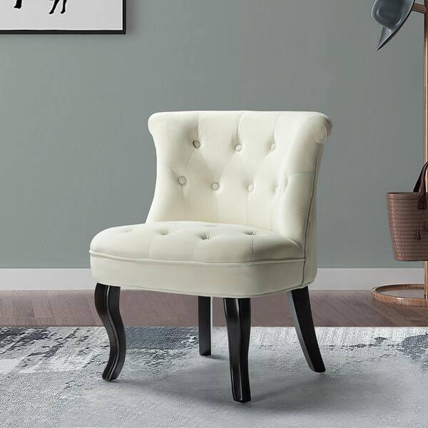 ivory tufted chair