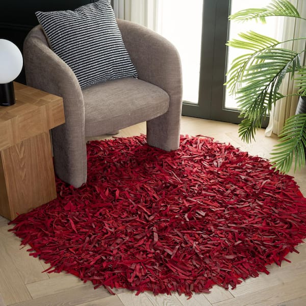 Leather Shag 5 ft. x 5 ft. Round Red Solid Color Gradient Area Rug
