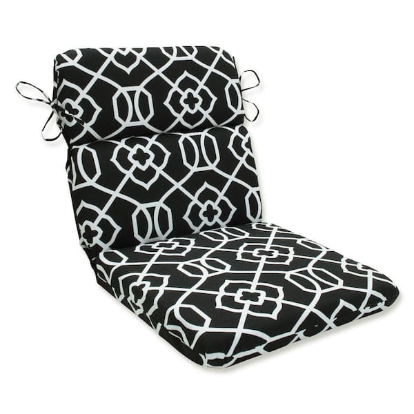Pillow Perfect Lattice Outdoor/Indoor 21 in. W x 3 in. H Deep Seat, 1-Piece Chair Cushion with Round Corners in Black/White Kirkland