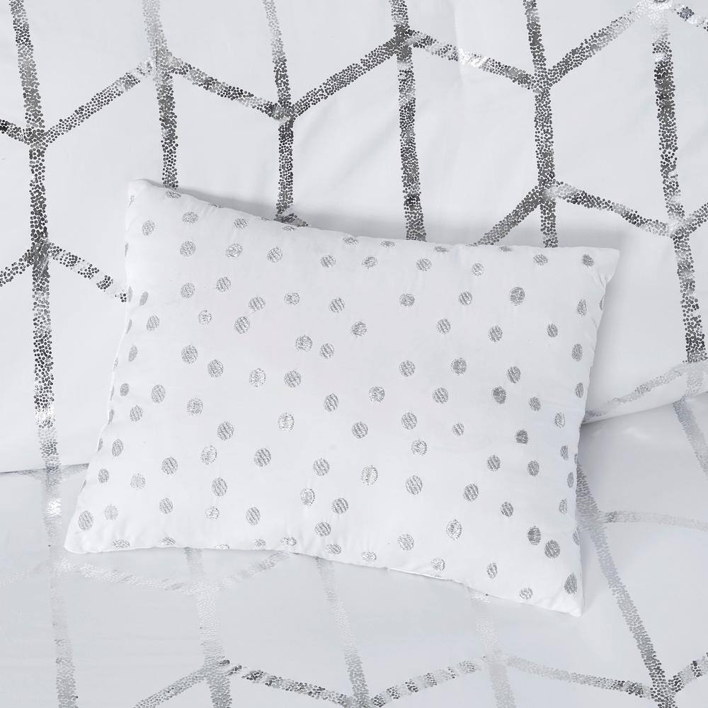 Twin White and Silver Microfiber Bedspread Set
