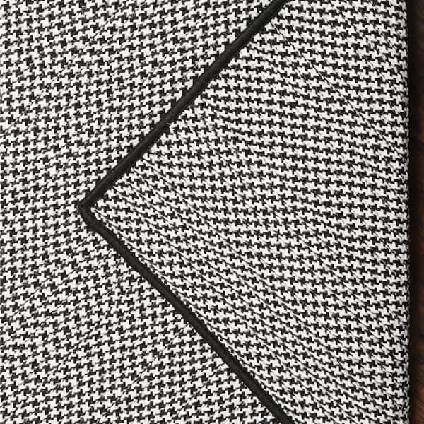 Sadie Black 12 ft. x 15 ft. Indoor/Outdoor Patio Braided Area Rug
