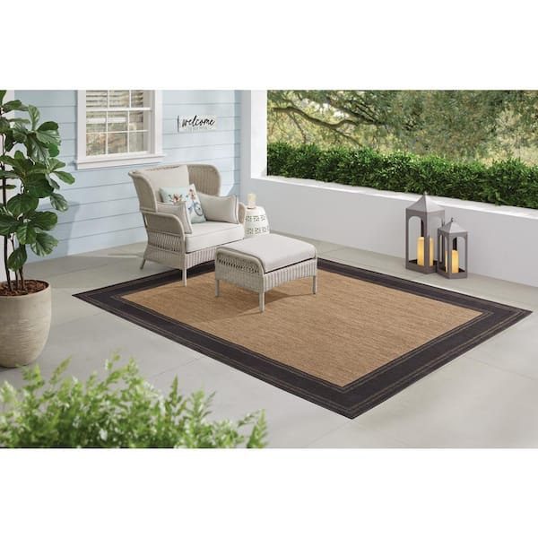 Black/Brown 8 x 10 Border Indoor/Outdoor Area Rug