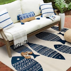 Patio Brights Snow/Sapphire 5 ft. x 7 ft. Friendly Fish Polypropylene Indoor/Outdoor Area Rug