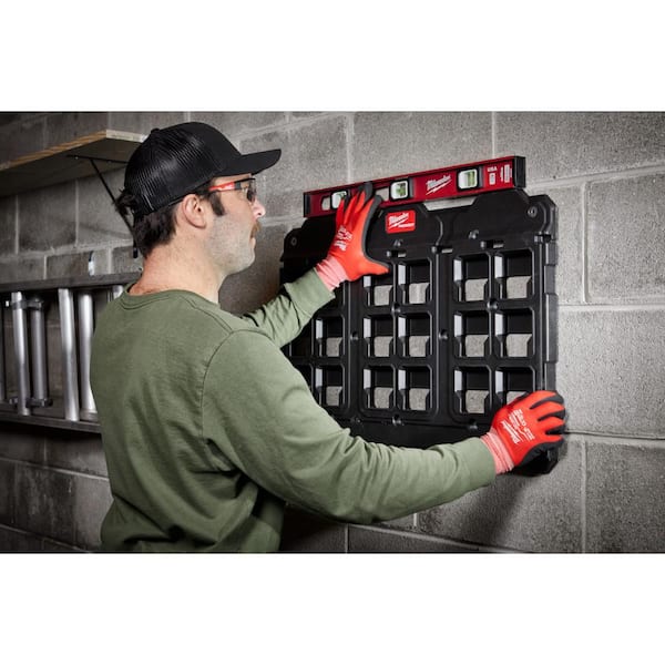 Milwaukee Packout M18 Battery Rack with Packout Large Wall Plate