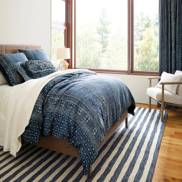 Silas Stripe Hand Micro Hooked Wool Navy 8 ft. x 10 ft. Indoor Area Rug