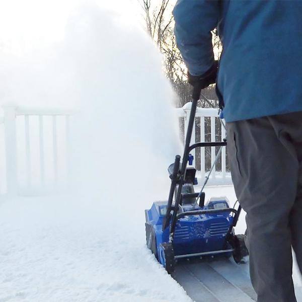 No Battery + Charger Brushless Snow Joe iON18SB-CT Cordless Single Stage Snow Blower 18-Inch 40 Volt