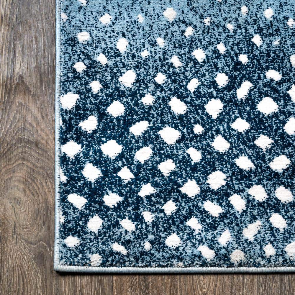 Abstract Antelope Blue and Cream 5' x 8' Easy-Care Area Rug
