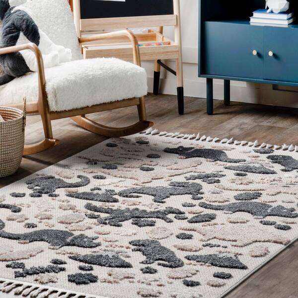 https://images.thdstatic.com/productImages/47d55fd0-183f-5508-8bfe-4694eba4ce45/svn/beige-nuloom-area-rugs-kklr34a-406-4f_600.jpg