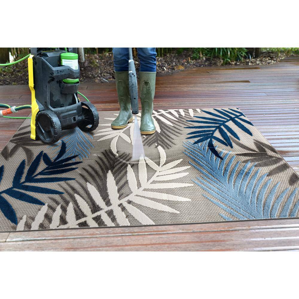 Evora Blue and Gray Palm Frond Indoor/Outdoor Area Rug